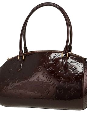 Louis Vuitton Sherwood